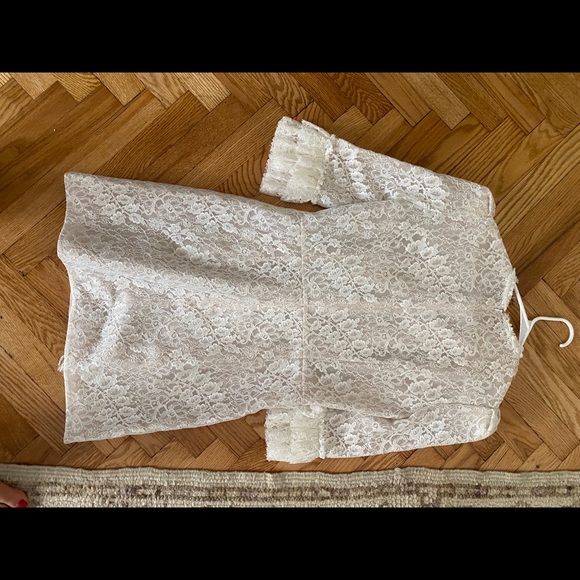 Vampire's Wife White Lace Mini Dress - Picture 5 of 6